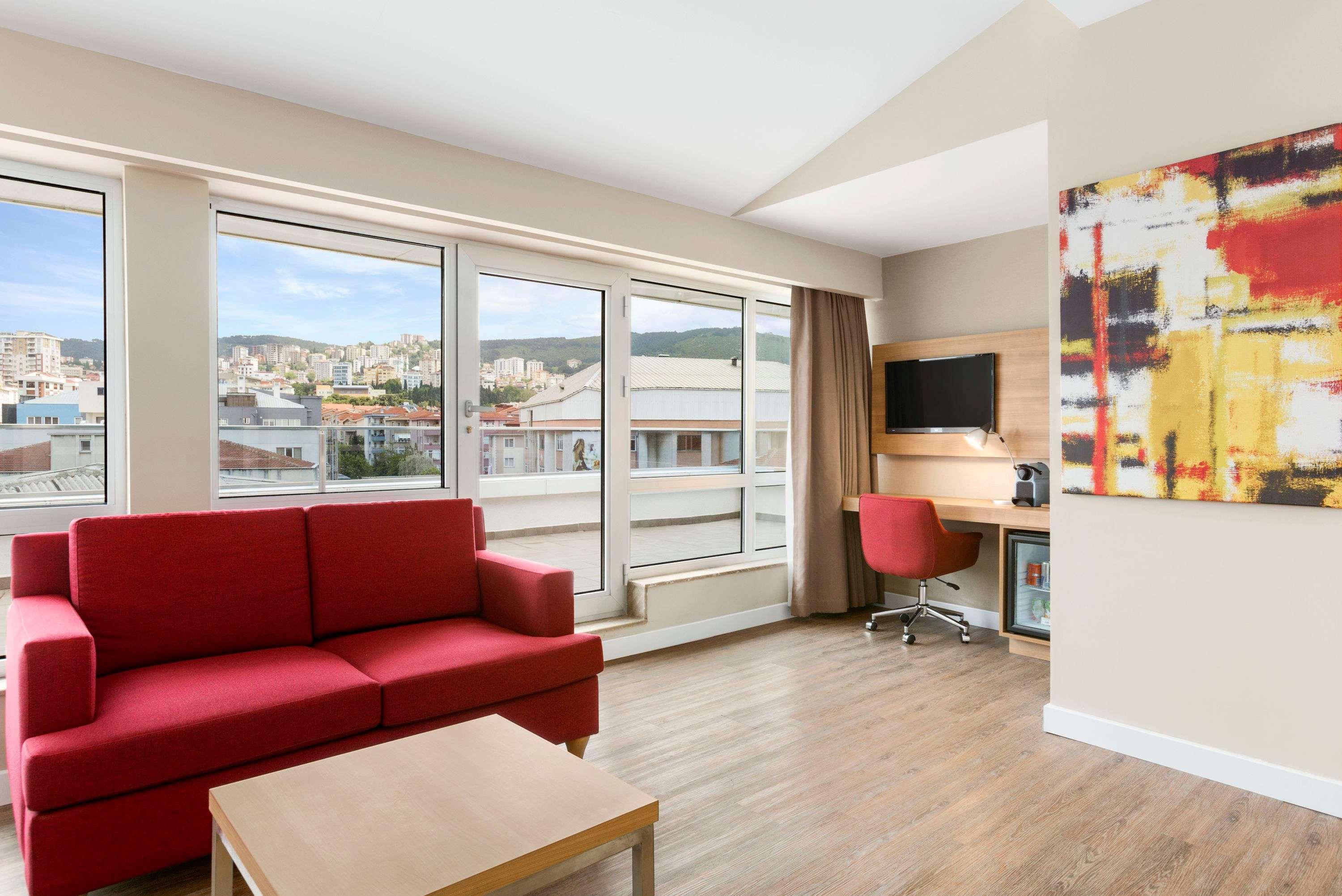 Ramada Encore Istanbul Kartal Eksteriør bilde