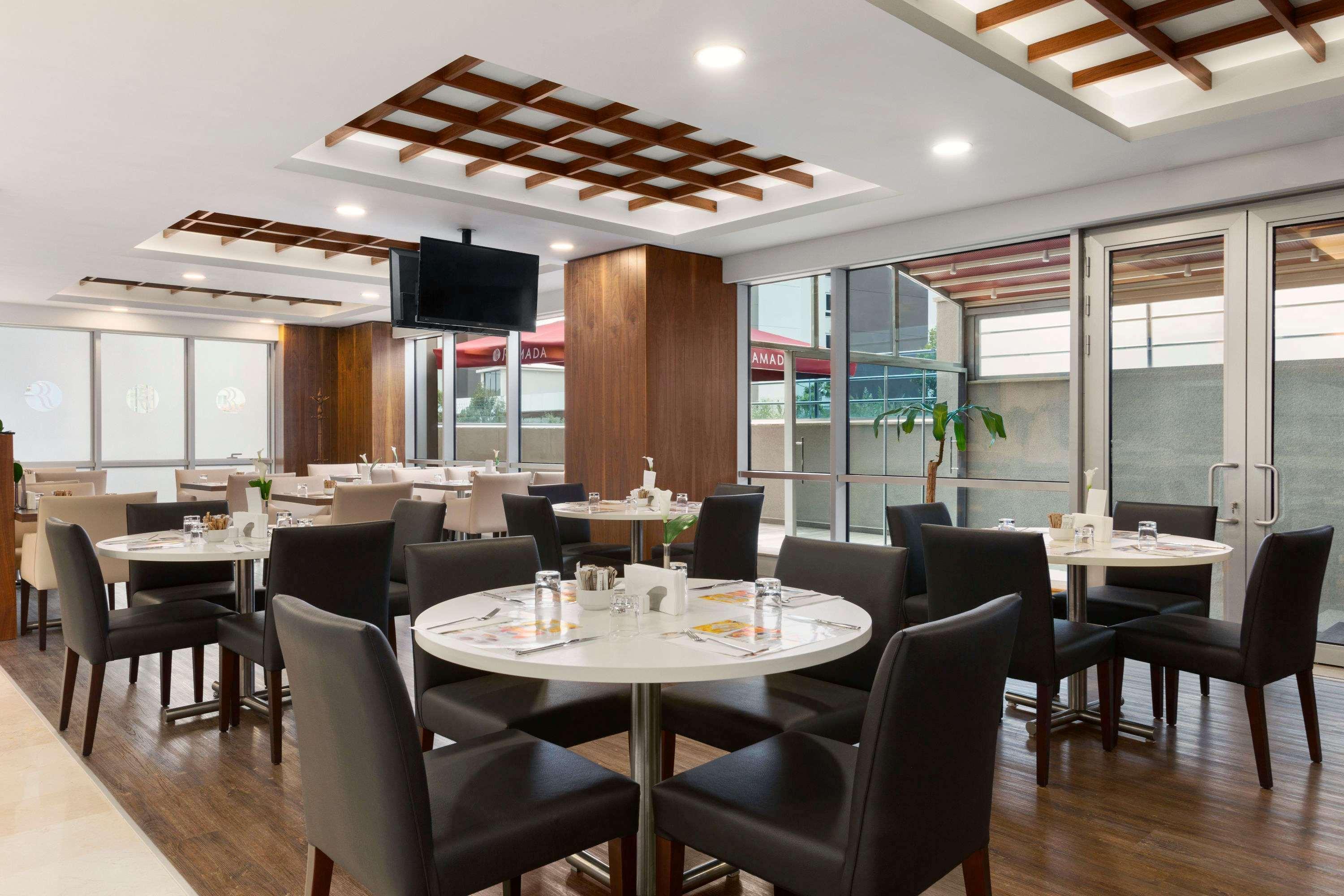 Ramada Encore Istanbul Kartal Eksteriør bilde