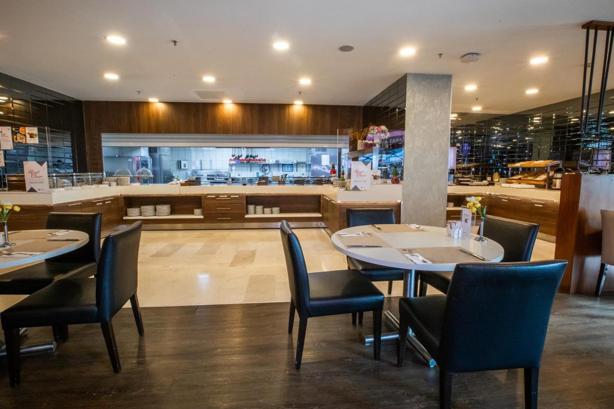 Ramada Encore Istanbul Kartal Eksteriør bilde