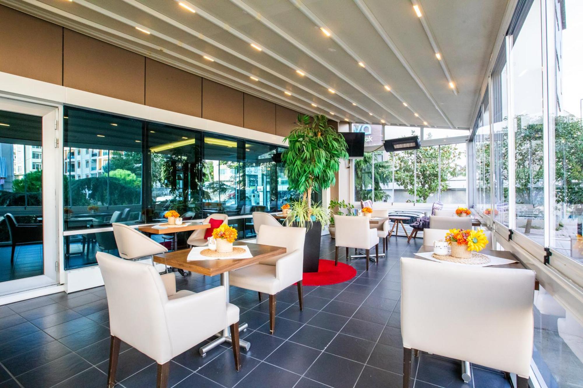 Ramada Encore Istanbul Kartal Eksteriør bilde