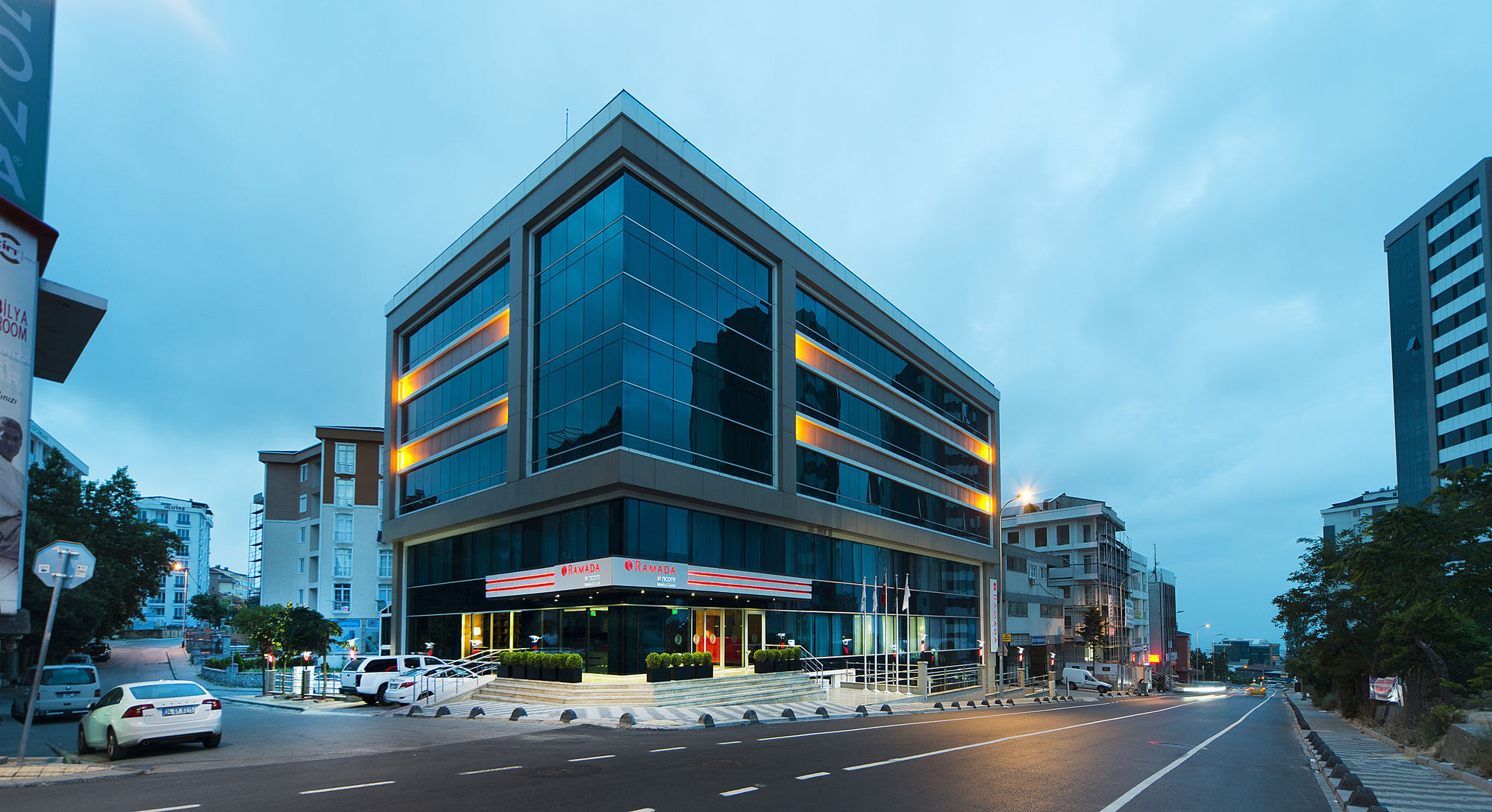Ramada Encore Istanbul Kartal Eksteriør bilde